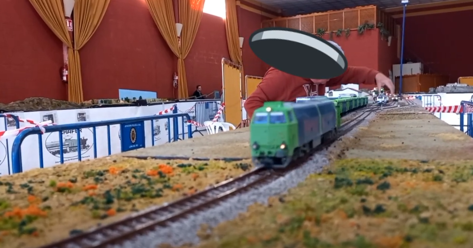 Ambiente ferroviario en la maqueta modular de Lora del Rio