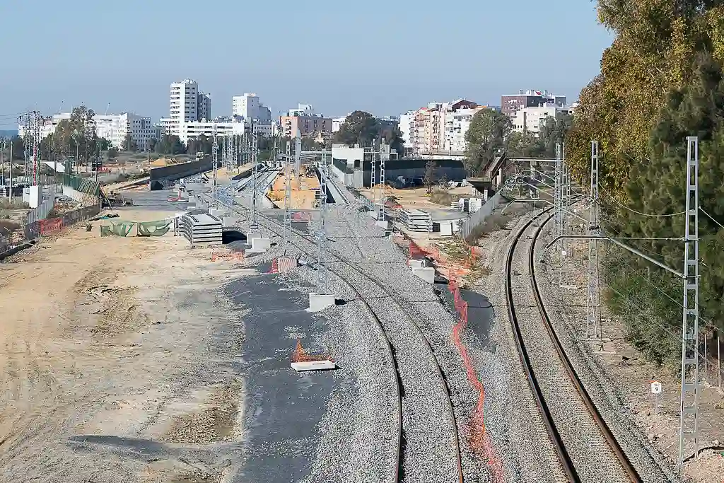 La nueva estación supuestamente de la Alta Velocidad, en construcción del año 2016.