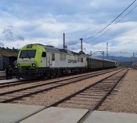 Una Bitrac en la Fiesta del tren de Mora la Nova