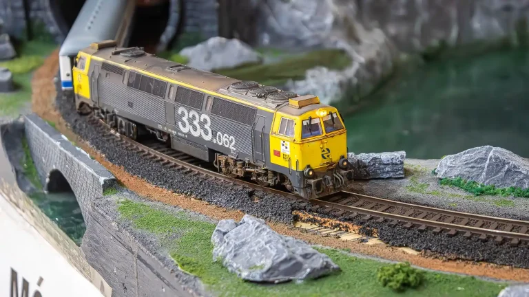 Locomotora 333 en ExpomodelHuelva 2023