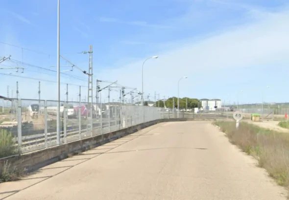 Base de Mantenimiento de La Sagra, se adquirirá un locotractor para ajustar los trenes en el torno.
